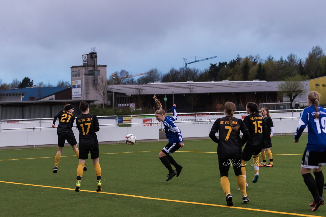 Bild 304 - Frauen Union Tornesch - Victoria : Ergebnis: 4:2